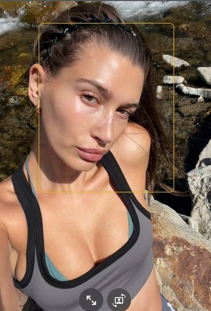 HAILEY BIEBER