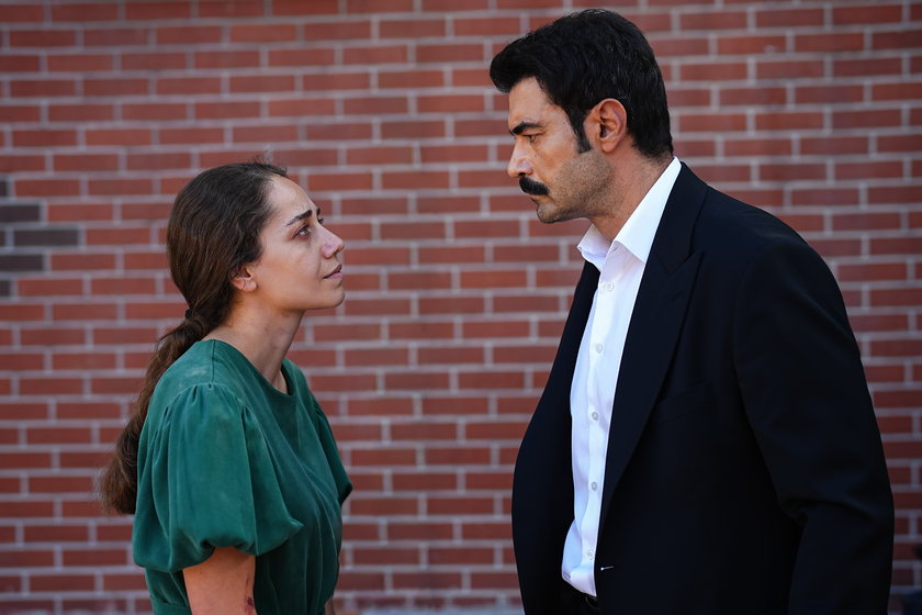 Sevdan Bir Ateş yeni bölümüyle Çarşamba 20.00'de Show TV'de!