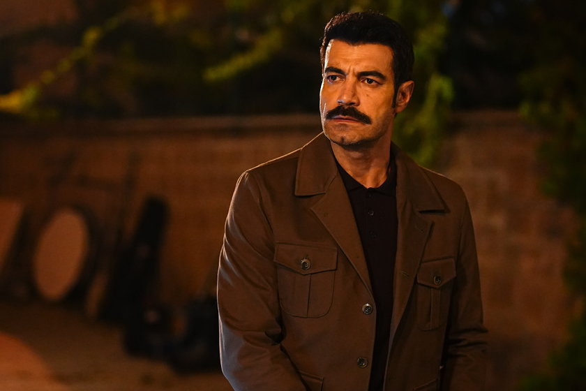 Sevdan Bir Ateş yeni bölümüyle Çarşamba 20.00'de Show TV'de!