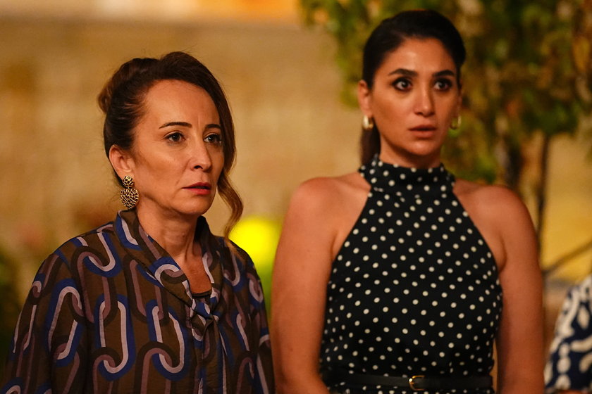 Sevdan Bir Ateş yeni bölümüyle Çarşamba 20.00'de Show TV'de!