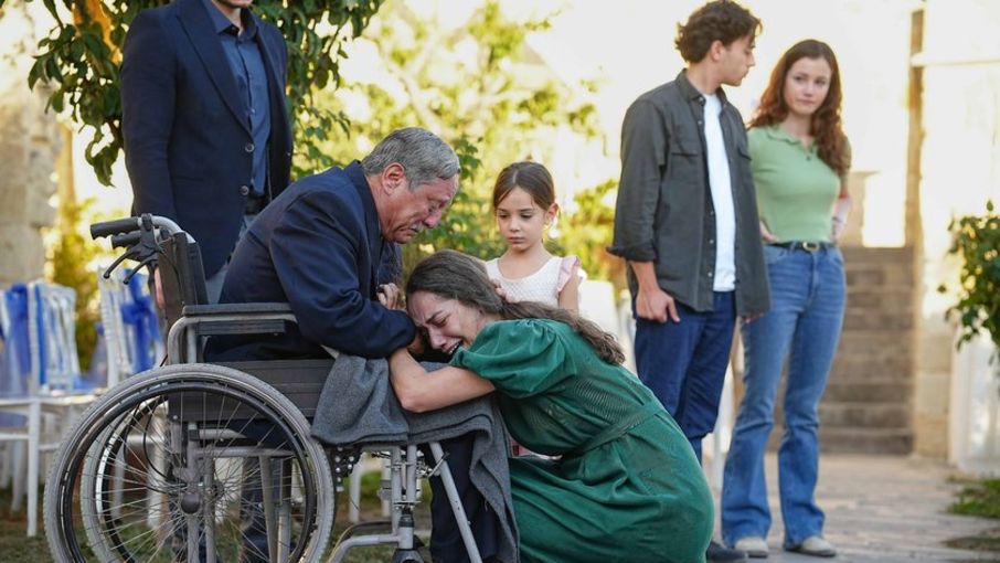 Sevdan Bir Ateş 3. Bölüm Fotoğrafları
