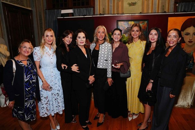 NERGİS PEKUYSAL, NESLİŞAH ALKOÇLAR DÜZYATAN, HÜLYA KOÇYİĞİT, PERVİN ERSOY, BEYZA UYANOĞLU, BİLGE KURU