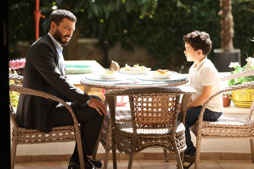 Muhtemel Aşk yeni bölümüyle Perşembe 20.00'de Show TV'de. 