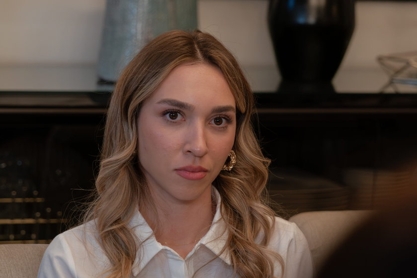 Kızılcık Şerbeti yeni sezonuyla Cuma 20.00'de Show TV'de. 