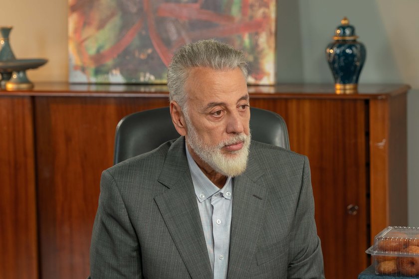 Kendi hayatı ile bebeği arasında &ccedil;aresiz bir se&ccedil;im yapmaya zorlanan Başak, bu&nbsp; b&uuml;y&uuml;k sırrı Fatih&rsquo;ten saklamaya kararlıdır.&nbsp;
&nbsp;