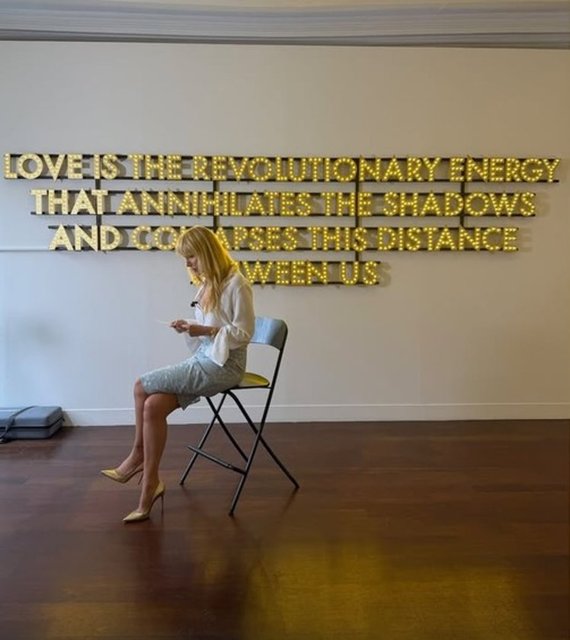 ELİF DÜRÜST, ROBERT MONTGOMERY