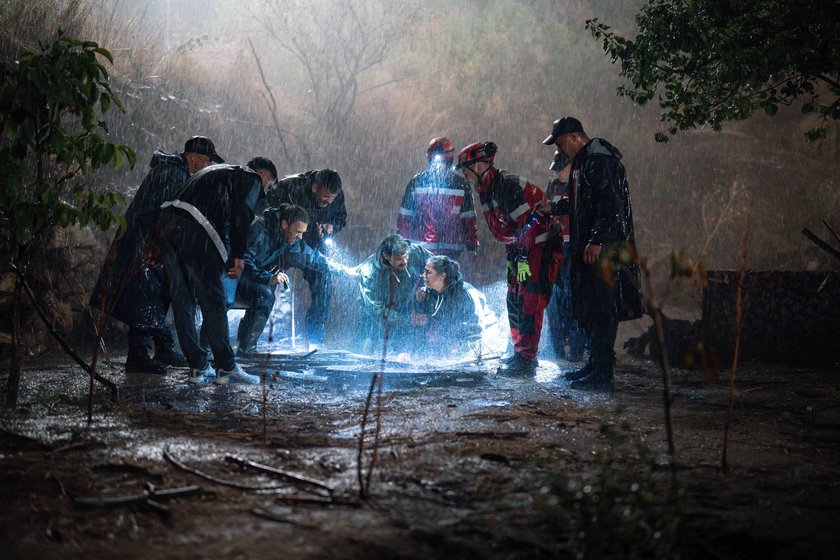 Sevdan Bir Ateş yeni bölümüyle Çarşamba 20.00'de Show TV'de!