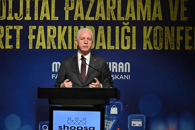 İSTANBUL VALİSİ DAVUT GÜL