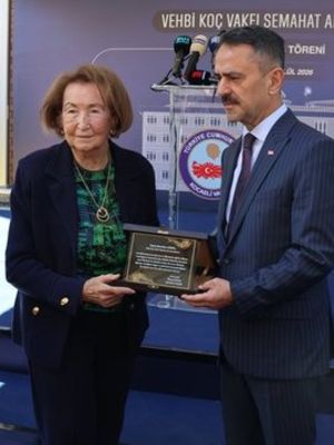 'Semahat Arsel İlkokulu' törenle eğitime başladı