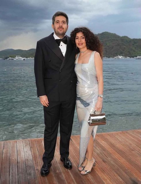 MERT-NAZLI ÖZLENİR 