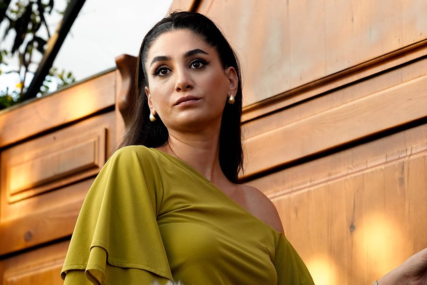 &nbsp;DNA testi i&ccedil;in d&uuml;ğmeye basan Mirza, Leyla&rsquo;dan kızını alarak ona kaybedecek bir şey bırakmaz.