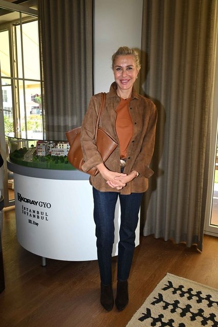 ASLI TÜMEN 