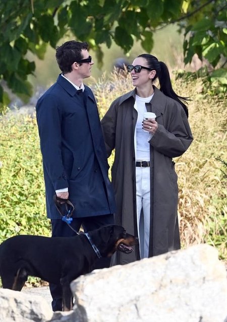 CALLUM TURNER-DUA LIPA
