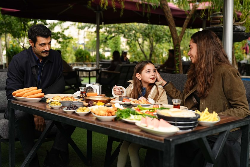 Sevdan Bir Ateş yeni bölümüyle Çarşamba 20.00'de Show TV'de!