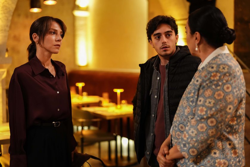 Sevdan Bir Ateş yeni bölümüyle Çarşamba 20.00'de Show TV'de!