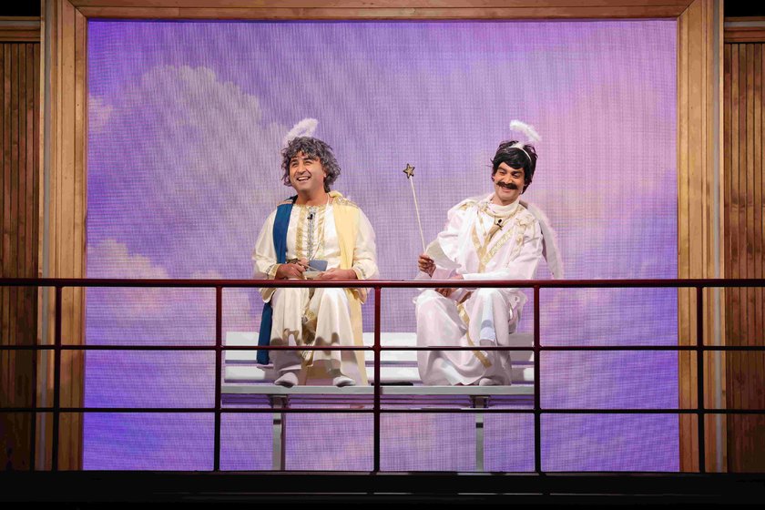 Güldür Güldür Show yeni bölümüyle Cumartesi 20.00'de Show TV'de. 