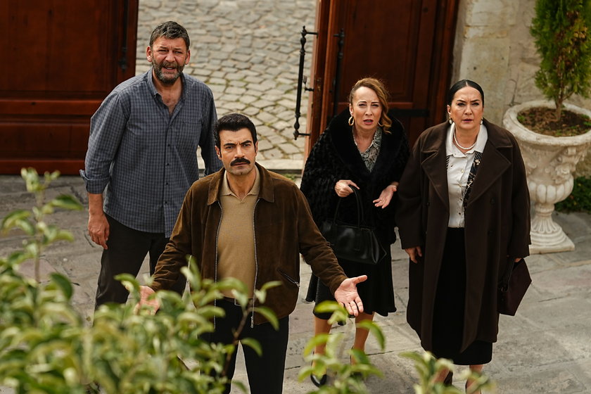 Sevdan Bir Ateş yeni bölümüyle Çarşamba 20.00'de Show TV'de!