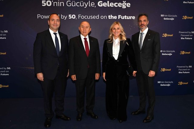 BATUHAN, NİHAT, EBRU ÖZDEMİR, SERHAN BACAKSIZ