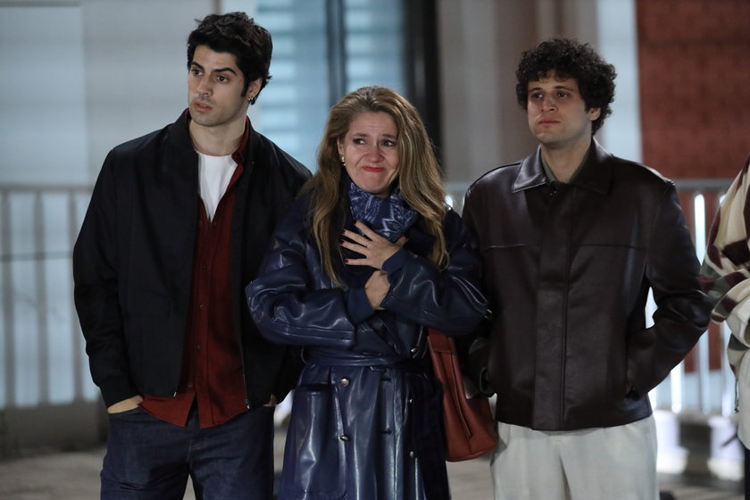 Muhtemel Aşk yeni bölümüyle Perşembe 20.00'de Show TV'de. 