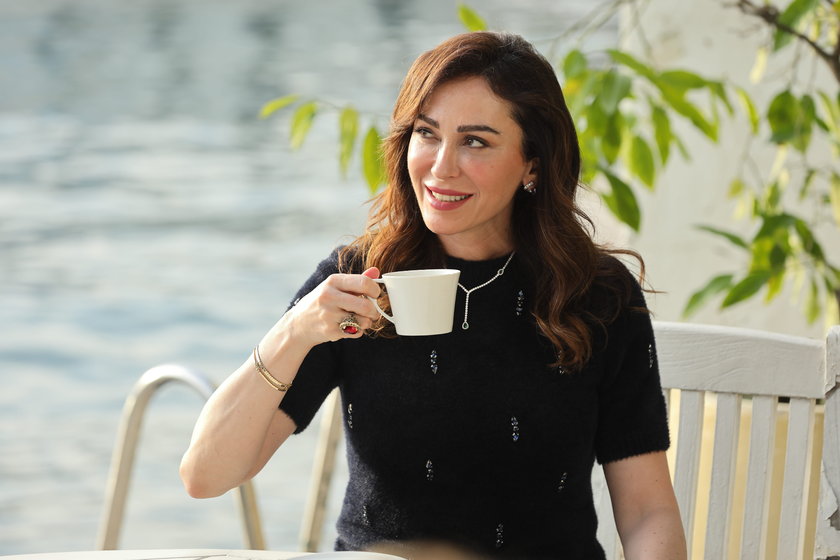 Muhtemel Aşk yeni bölümüyle Perşembe 20.00'de Show TV'de. 