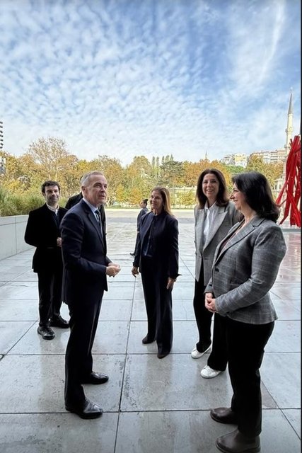 KANADA BAŞBAKANI MARK CARNEY, OYA ECZACIBAŞI