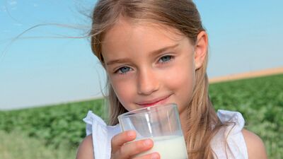 Çocuğunuza sütü sevdirmenin yolları