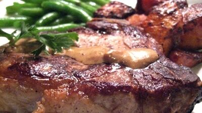 Hardal soslu domuz pirzolası