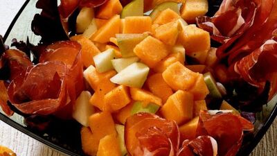 Bresaola ve kavun salatası