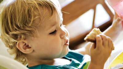 Neden yemek yemiyor?