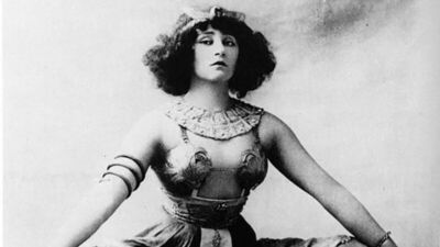 Güçlü fakat yalnız kadın