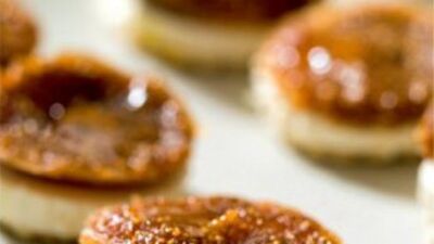 Ilık keçi peynirli tortilla