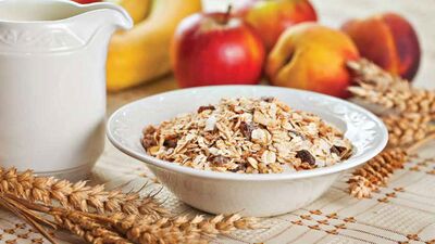 Çikolatalı ve fındıklı, çıtır müsli