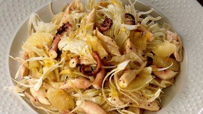 Greyfurtlu ve rezeneli ahtapot salatası