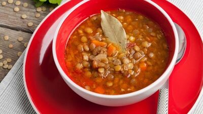 Domatesli yeşil mercimek çorbası