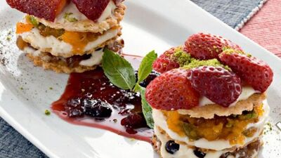 Kestaneli, çilekli ve balkabaklı milföy kuleleri