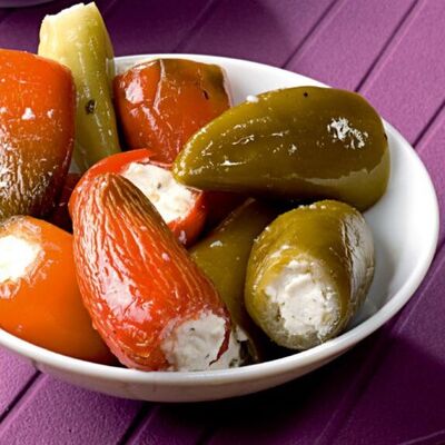 Peynir dolgulu biber