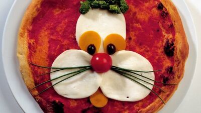 Puppy suratlı pizza