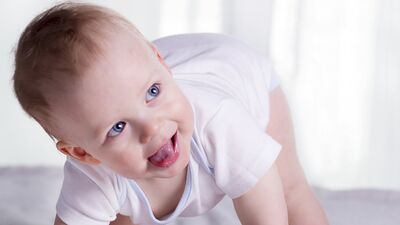 10. ay bebek gelişimi