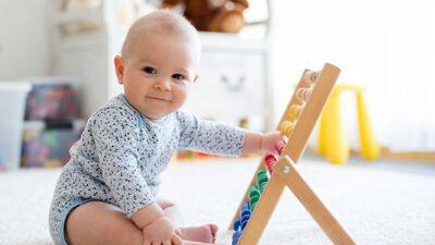 11. ay bebek gelişimi