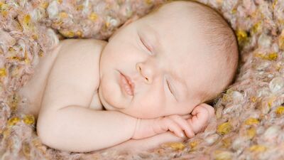 Bebeklerin ne kadar uykuya ihtiyacı var?
