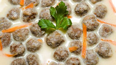 İzmir'in köfteli çorbası...