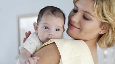 Gece ağlayan bebekleri nasıl sakinleştirmeli?