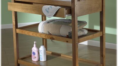 Brevi Alt Değiştirme Masası