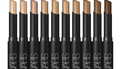Nars'tan E vitaminli hata kapatıcı – concealer!