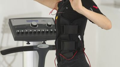 Yeni anneler, "haftada 1 gün 25 dakikada" form tutuyor