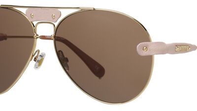 Modanın kalbi Chole gözlüklerde atıyor!