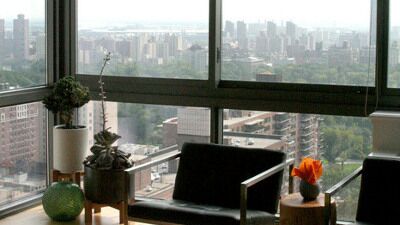 Central Park manzaralı Pop-Art renklerin hakim olduğu ev