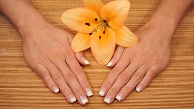 Yüzde yüz doğal el ve tırnak maskeleri