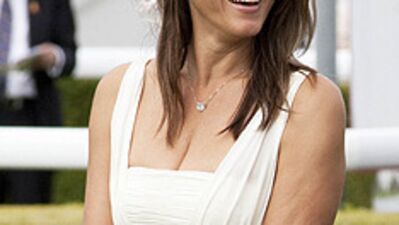 Shane Warne ve Elizabeth Hurley'e ufukta evlilik göründü