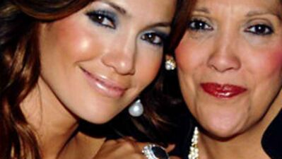 Jennifer Lopez'in annesi ve çocukları yeni ilişkisine karşı